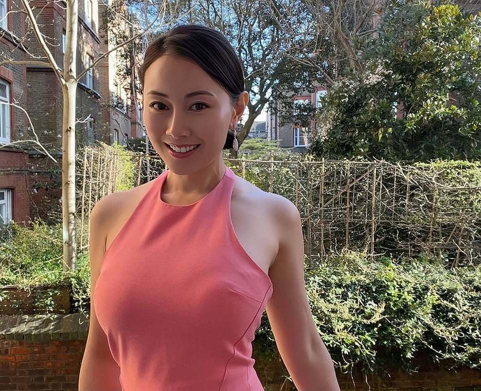 香港知名女星有小鲜肉追求,自曝参加商演遭非礼,被摸到敏感部位(组图) - 6