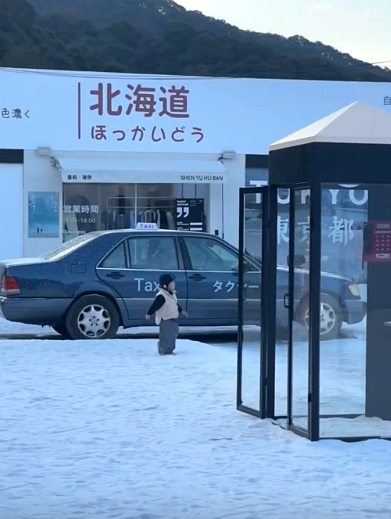 中日关系恶化:浙江景区急变招,中国山寨“北海道”景区改名“首尔”画面曝(视频/组图) - 11