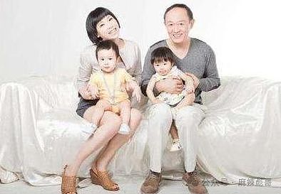 前任自杀,现任小25岁,他算渣吗?(组图) - 3