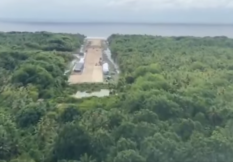 曝中国正在修建旧日本帝国飞机跑道,释何信号(组图) - 2