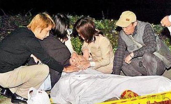 前任自杀,现任小25岁,他算渣吗?(组图) - 36