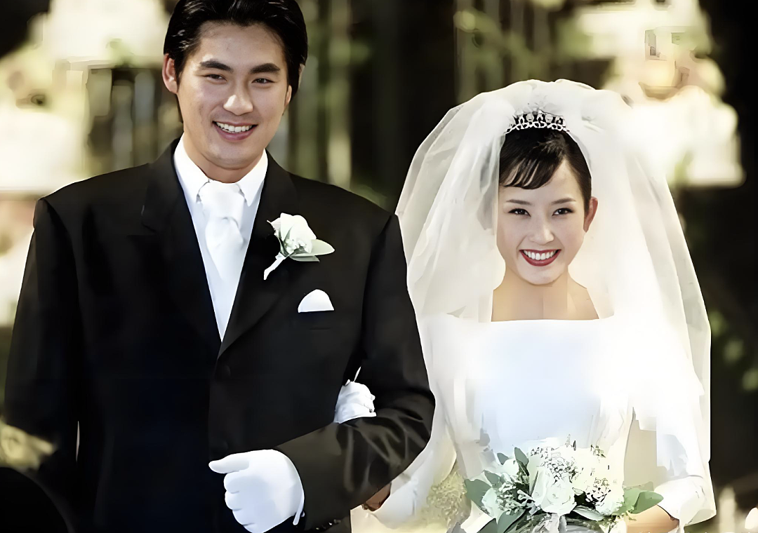 豪门最惨阔太!22岁放弃牛津嫁豪门,结婚8年牙齿掉光,形似骷髅!被扫地出门的她,如今怎样了?(组图) - 25