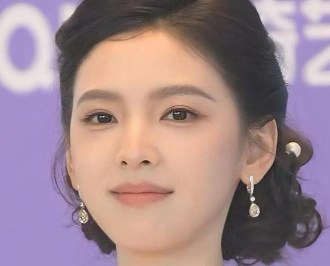 澳门这一夜，90后明星发挥集体失常，00后明星“生图惊艳”（组图） - 6