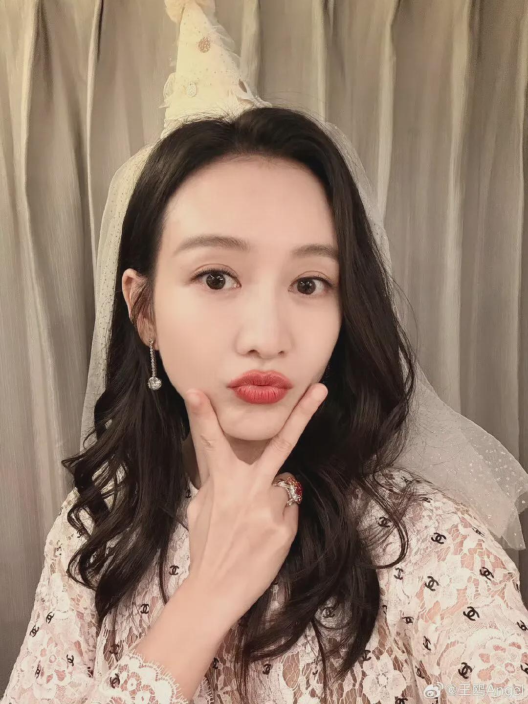 王鸥何九华被曝在南宁领证了，女儿都已经2岁了，不官宣的原因很简单（组图） - 4
