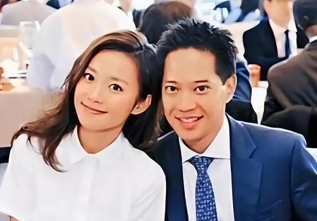 豪门最惨阔太!22岁放弃牛津嫁豪门,结婚8年牙齿掉光,形似骷髅!被扫地出门的她,如今怎样了?(组图) - 6
