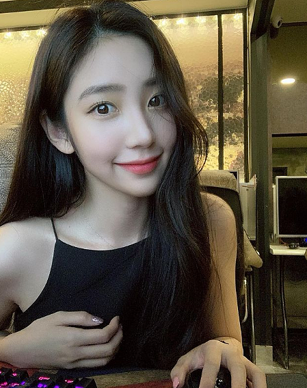 【美女】韩国顶级网红美女，瑜伽裤yyds，颜值超高，非常适合做女朋友（组图） - 16