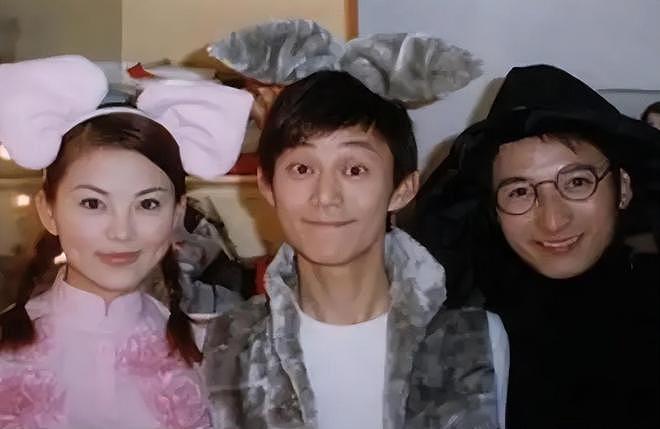 前央视主持人亚宁回归，与朱丹同台气场依旧，他的隐退成就了何炅（组图） - 15