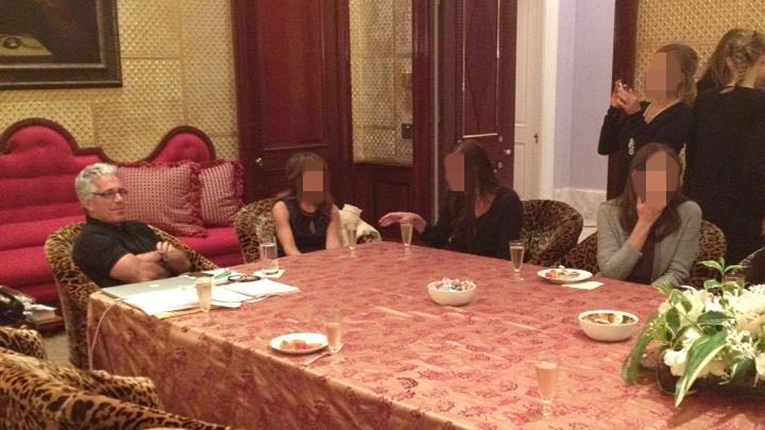 瑞典王妃曾在恶魔岛“伴游”爱泼斯坦？疑经富婆导师引荐上岛，一身黑历史嫁王子？（组图） - 17
