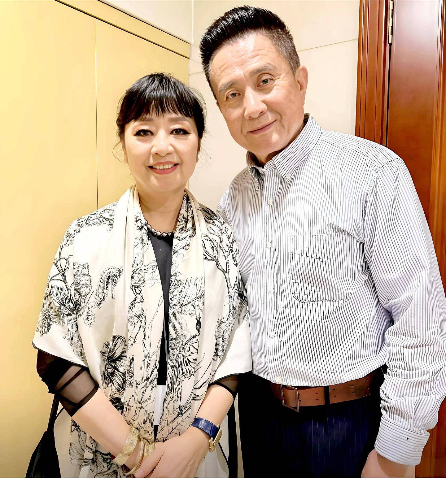 殷秀梅:遗憾没生孩子,替弟弟养女儿值吗?(组图) - 10