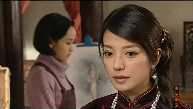 面相又变了!赵薇广东吃饭,又老又瘦没架子(组图) - 29