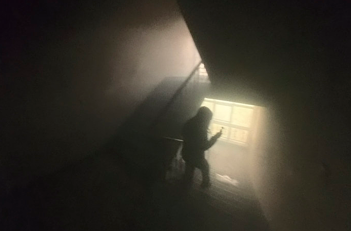 高层起火，卫生间是理想的避难场所？实测：11分钟就撑不住，最佳场所有个点很关键（组图） - 3