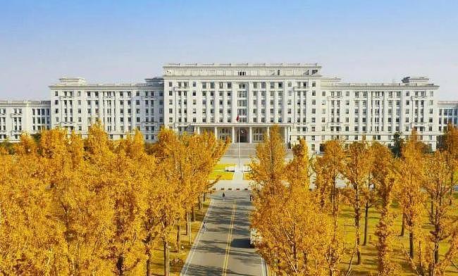 中国四所理工类大学，毕业证形同虚设（组图） - 1