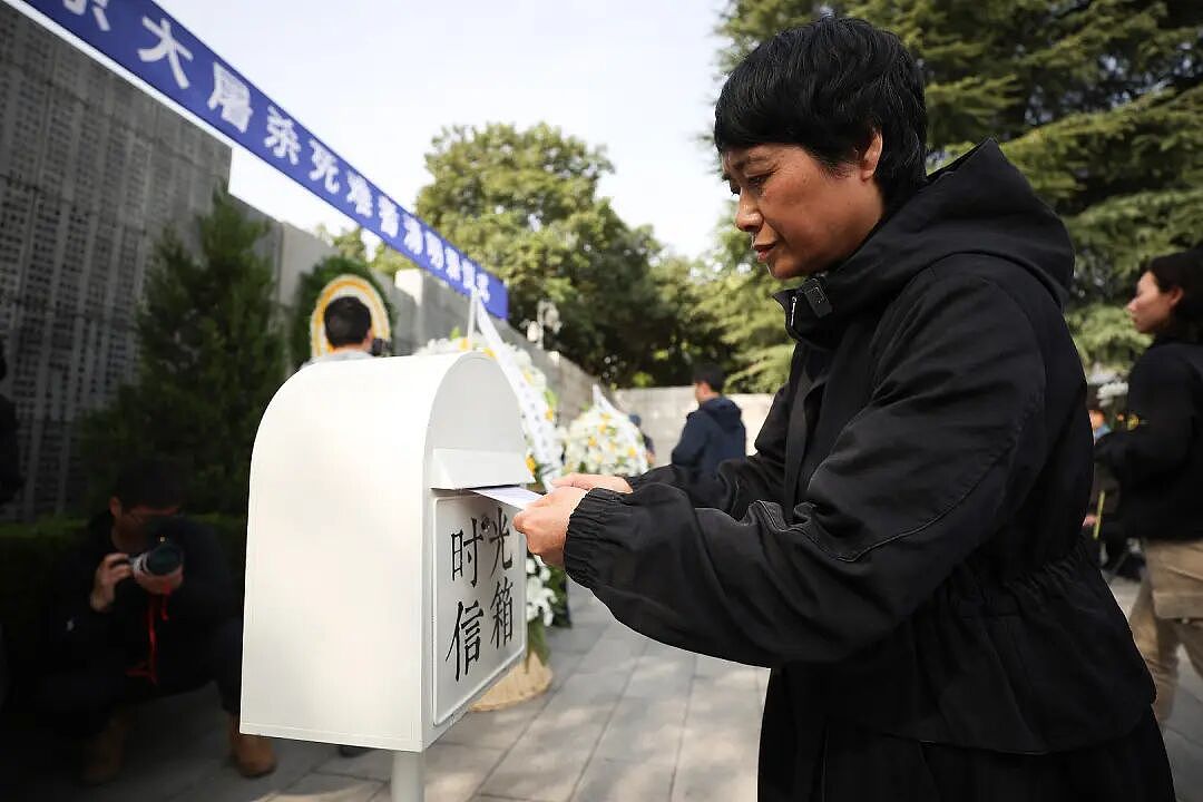 南京大屠杀幸存者之女：54岁开始，我为父亲弥补1937年以后的童年（组图） - 6