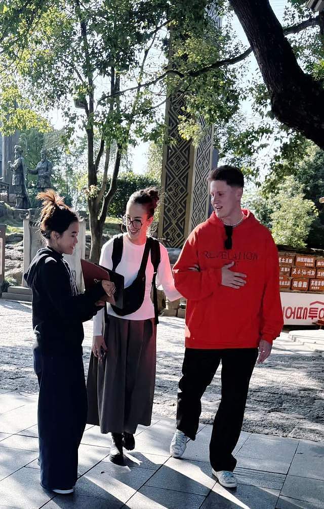 旅拍卷到新高度,越来越多外国人,争当中国“流水线公主”(组图) - 8