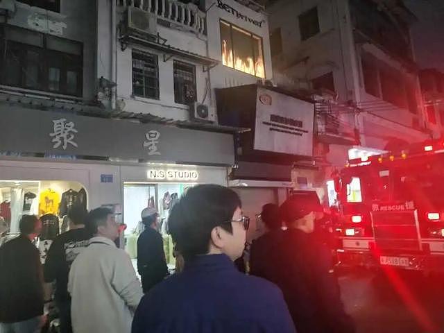 在窗户LED屏上恶意投放动态火焰，引来5辆消防车，广州一市民被行政处罚（组图） - 3