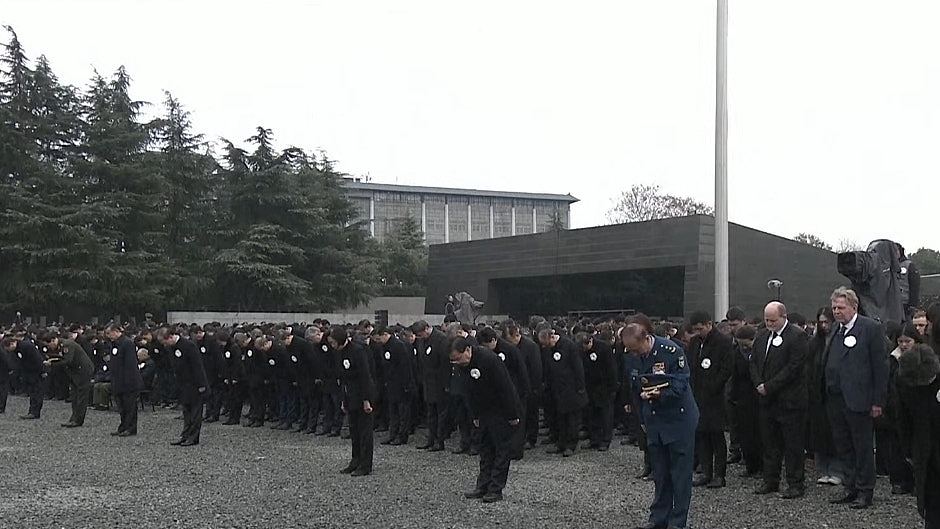 南京大屠杀88周年,纪念馆举行国家公祭仪式,全市默哀1分钟(组图) - 2