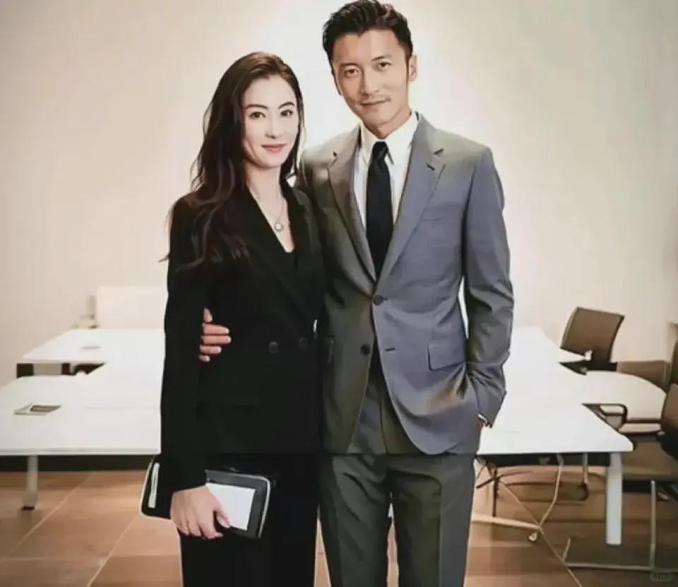 张柏芝大儿子在深圳餐厅！鼻大眼小有雄性魅力，网友：像东南亚人（组图） - 10