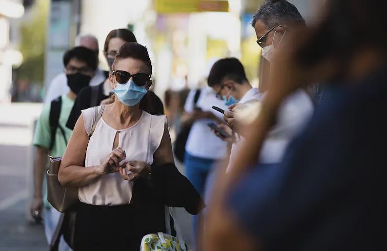 重磅突发！ 口罩禁令重启！ 全澳41万人确诊！ 多国紧急提醒： 威胁远超以往！ 这类人群最危险（组图） - 1