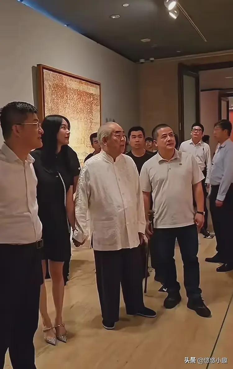 86岁范曾太清醒！继子范仲达想不到，当年一行为，让徐萌成功上位（组图） - 17