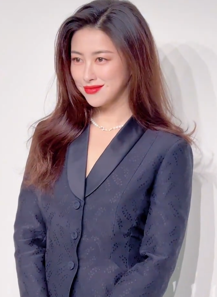 北京时尚夜：章子怡清新似大学生，景甜变化大，郑钦文不输女明星（组图） - 12