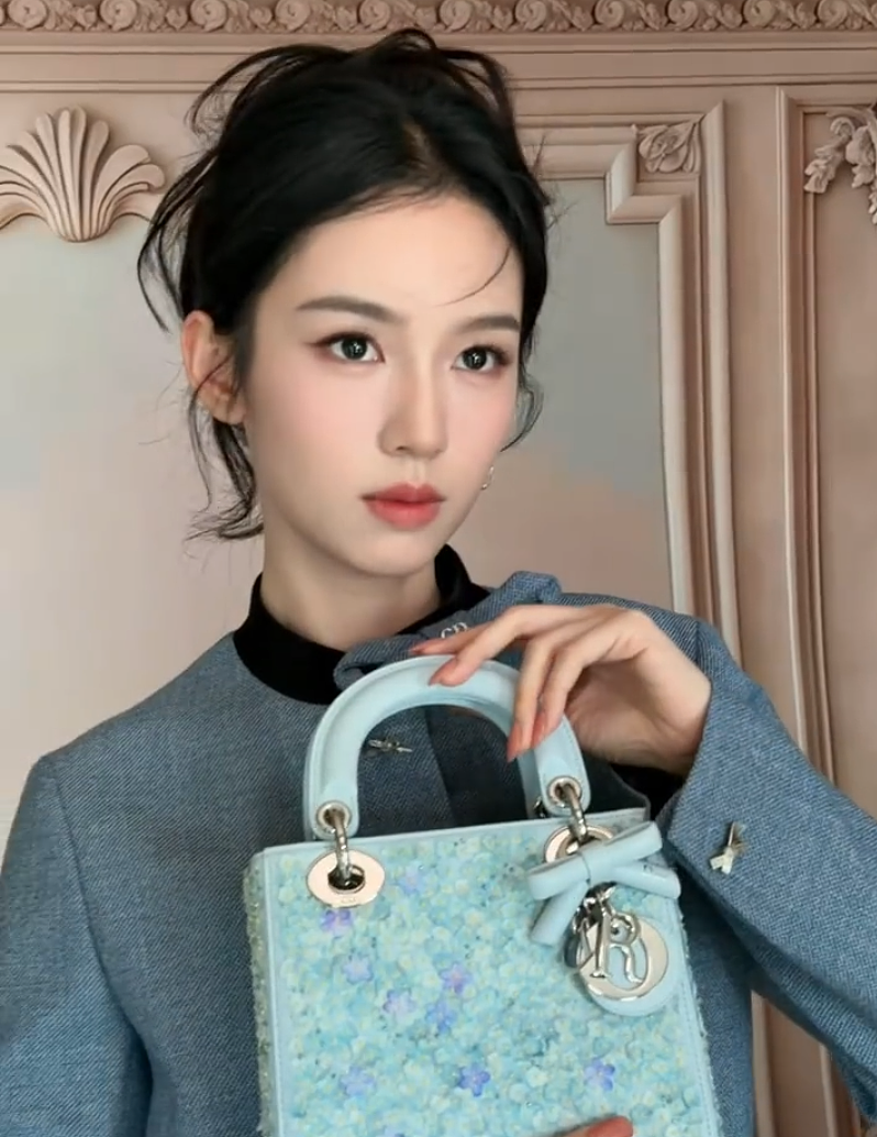 北京时尚夜：章子怡清新似大学生，景甜变化大，郑钦文不输女明星（组图） - 19