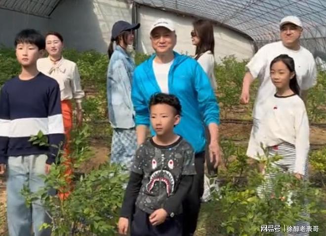 汤镇业青岛生活20年，坦言：香港根本比不了！现在一家人很幸福（组图） - 10