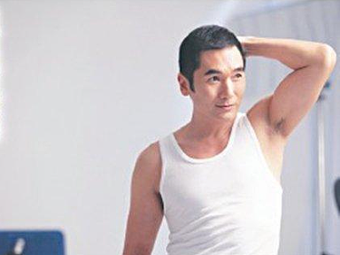 浪子影帝的“风月宝鉴”：与秦岚、陈宝莲等众星传桃色绯闻，45岁终结婚（组图） - 1