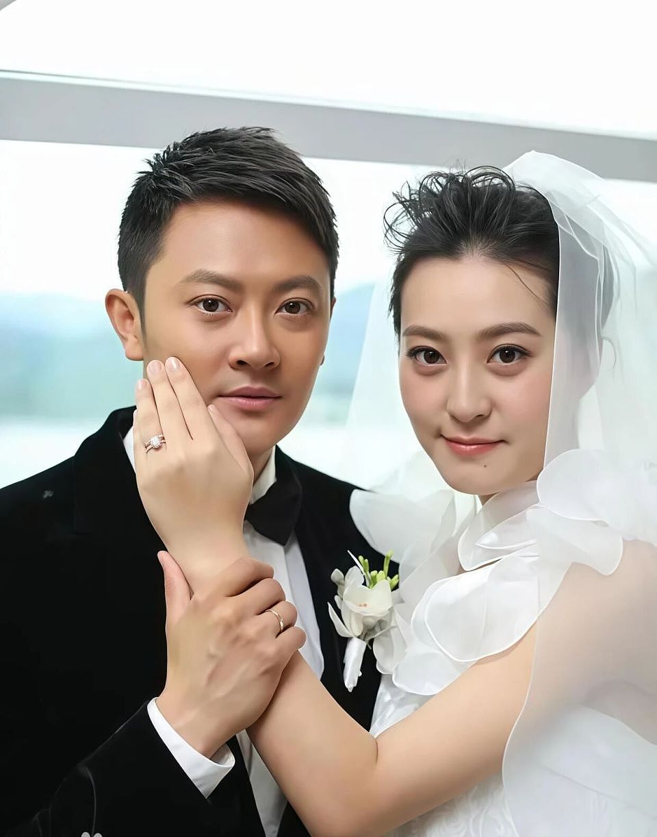 印小天勇救落水女子上热搜！网友称赞之余，叹息印小天当年可惜了（组图） - 9