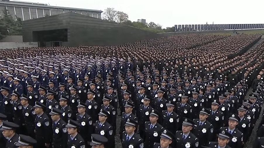 南京大屠杀88周年,纪念馆举行国家公祭仪式,全市默哀1分钟(组图) - 12