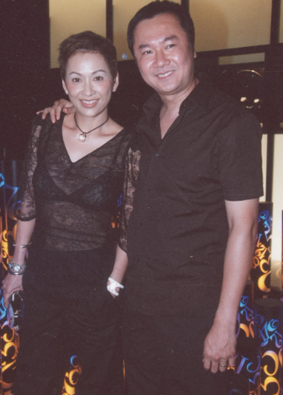 香港知名女星发生意外，左脚骨裂肿起来很高，曾与周润发闪婚闪离（组图） - 7