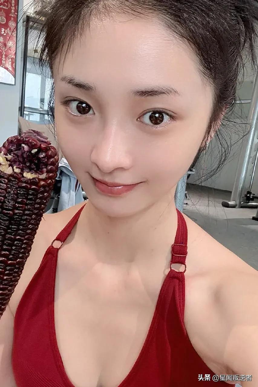 【美女】周洁琼健身私照曝光：蜜桃翘臀，这小身材可真棒（组图） - 4