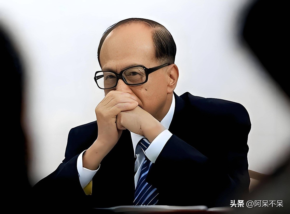 中国不挽留,美国不收留,他终于玩不转了(组图) - 1