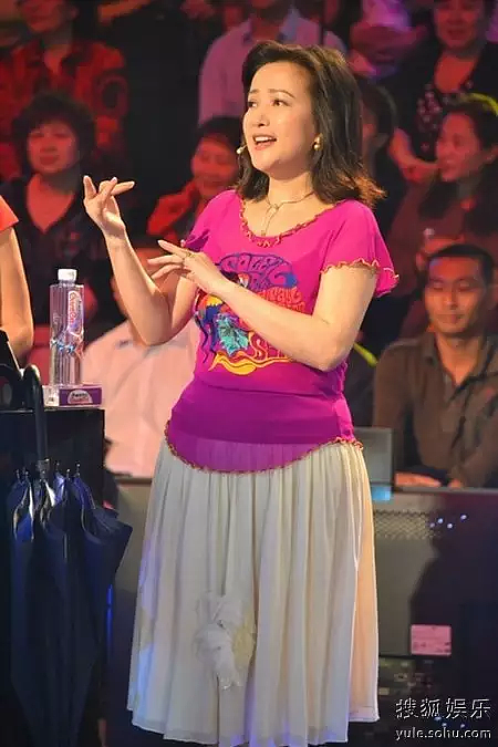 知名女演员何晴去世，终年61岁！曾演遍四大名著，被誉为“第一古典美女”（视频/组图） - 22