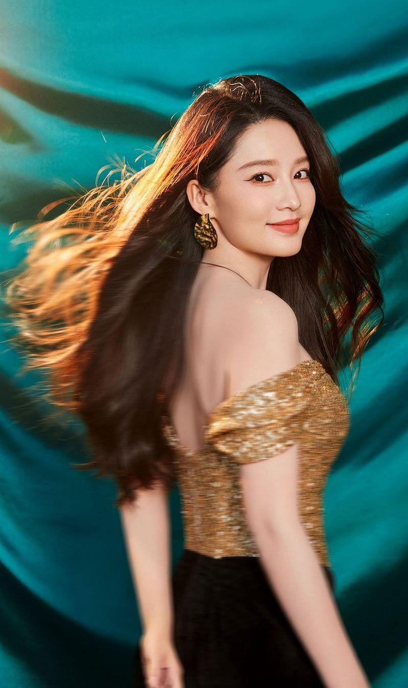 “90后女星和75后男演员一夜情”疯传！李沁、黄晓明躺枪（组图） - 1