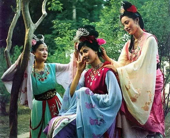 知名女演员何晴去世，终年61岁！曾演遍四大名著，被誉为“第一古典美女”（视频/组图） - 5