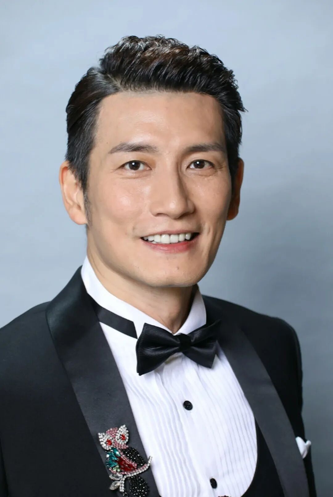 56岁TVB男星宣布告别剧组,社交网发文惹离巢传闻,网友直言不舍得(组图) - 8