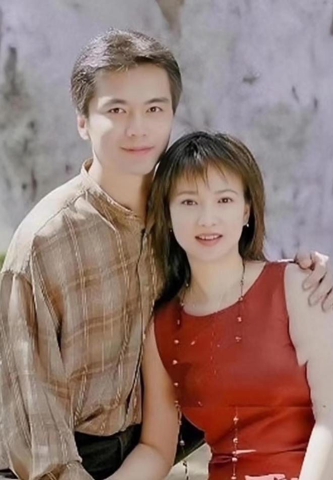 61岁演员何晴离世,曾演遍四大名著,前夫许亚军暂未发声(组图) - 9