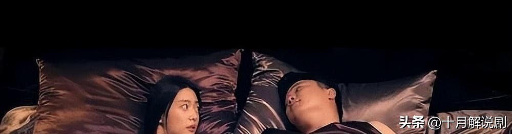 【美女】克拉拉：巨乳摆动，腰肢纤细，肥美翘臀，简直是人间尤物（组图） - 10