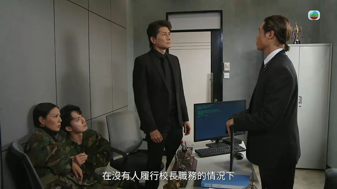 56岁TVB男星宣布告别剧组,社交网发文惹离巢传闻,网友直言不舍得(组图) - 3