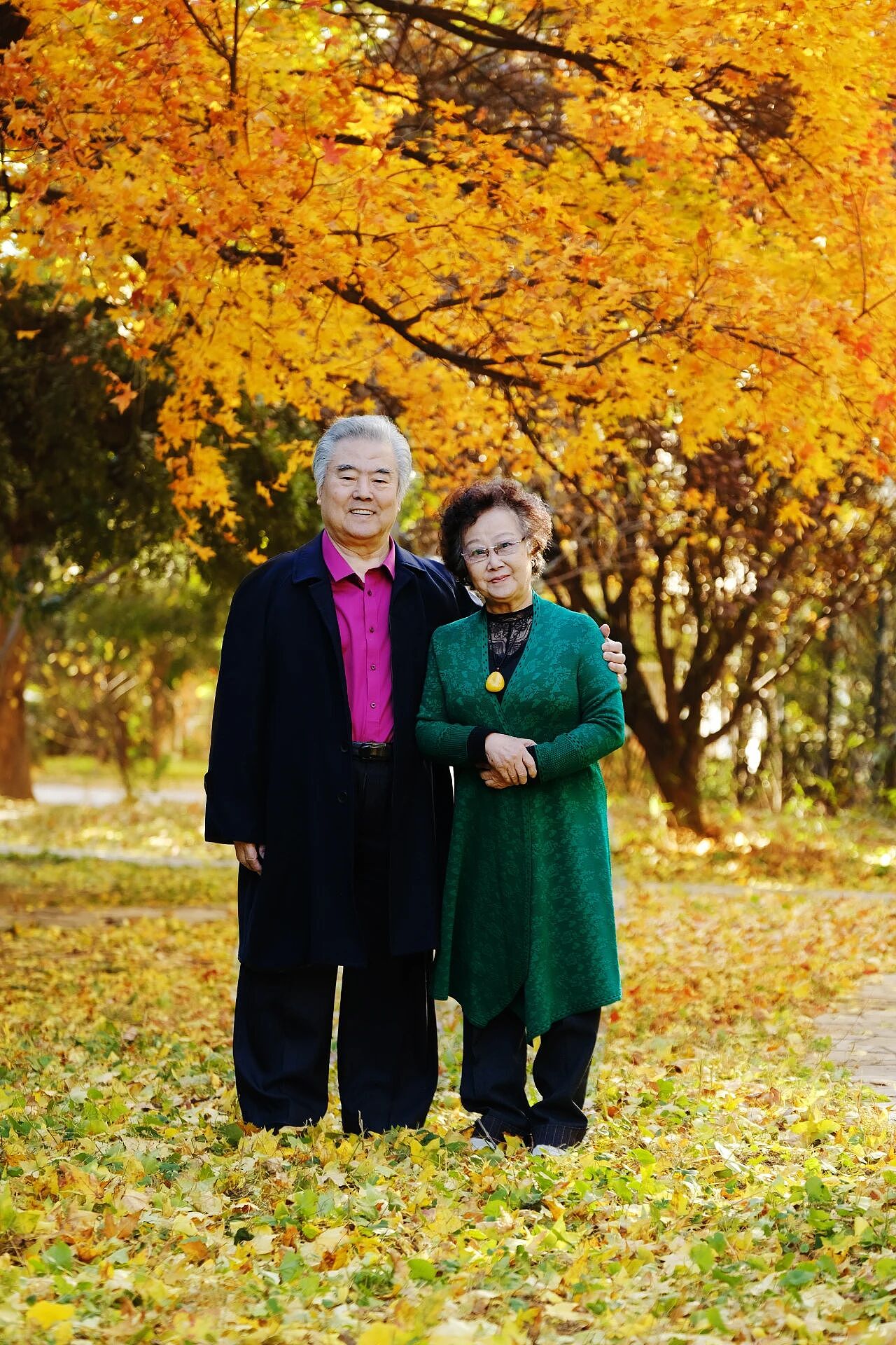 【情感】80岁仍登台，眼神绝了！她是新凤霞爱徒，红遍全国，与丈夫爱情甜过偶像剧（组图） - 3
