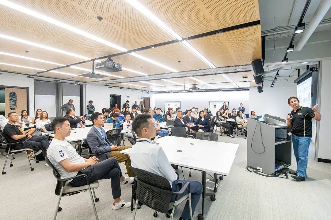 2025澳洲电动汽车与新能源协同发展论坛在悉尼亚马逊圆满落幕 — 聚焦清洁能源、智能交通与科技创新，共绘澳洲绿色未来（组图） - 1