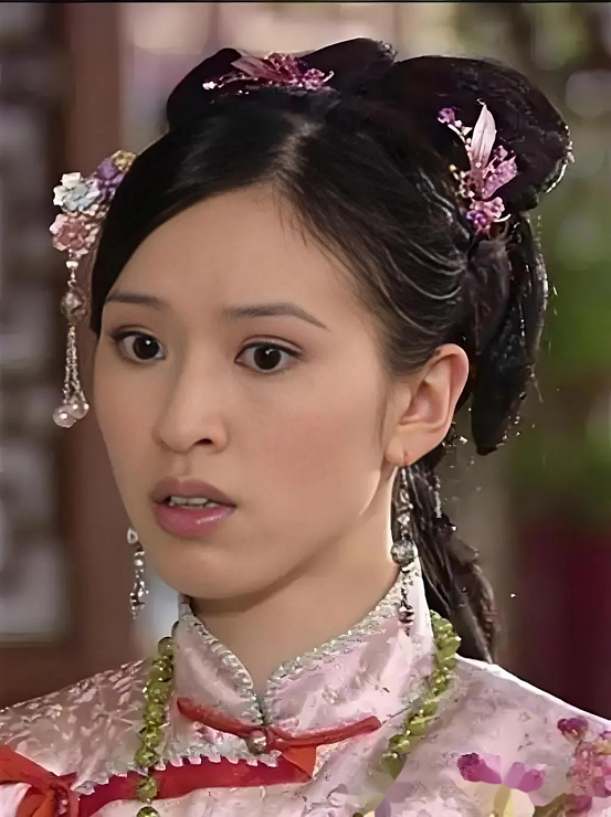 香港知名女星公开征婚,曾被朋友骗走毕生积蓄,内地直播改变命运(组图) - 1