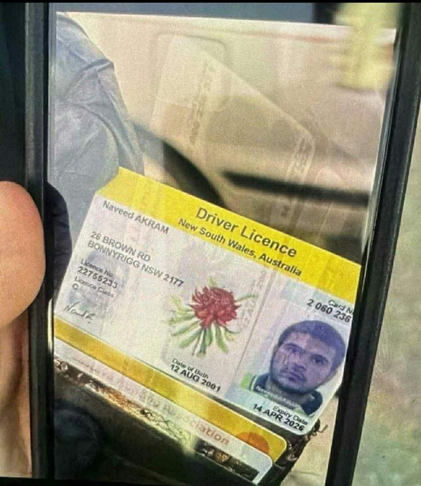 澳洲悉尼恐袭: 凶徒持枪牌十年,疑效忠ISIS(组图) - 5