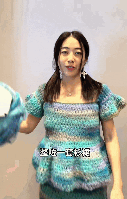 甘比、刘銮雄同框，家庭地位反转！她不背爱马仕，织毛衣做自己（组图） - 10