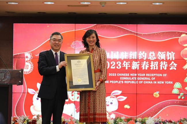 被控充当中国代理人的孙雯“朋友圈”里都有谁（组图） - 6