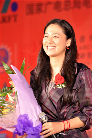 女星沈傲君淡出荧幕10年!疑嫁叶剑英元帅之子叶选廉(组图) - 10