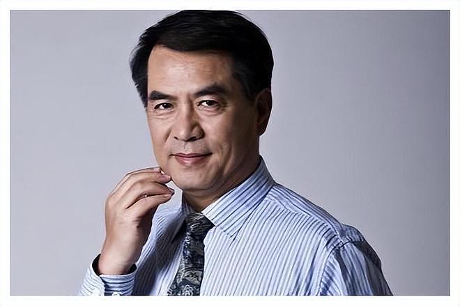 何晴葬礼举行！儿子手捧骨灰，遗像曝光惹泪目，廖京生现身送别（组图） - 8