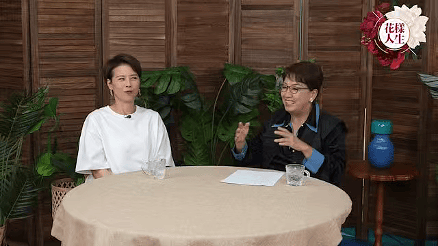 亚姐冠军疑似有黄昏恋？曾被前夫家暴，离婚后独自养大儿女（组图） - 8