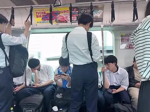 日本男子用铁棍性侵青梅竹马的哥们,警察调查后吓出一身冷汗!(组图) - 3