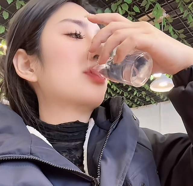 河南美女“大晨”去世年仅28岁，一口能喝三两白酒（组图） - 6